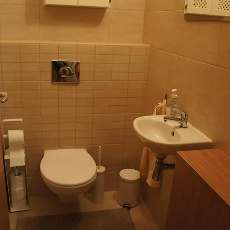 Galerius Happy Family *